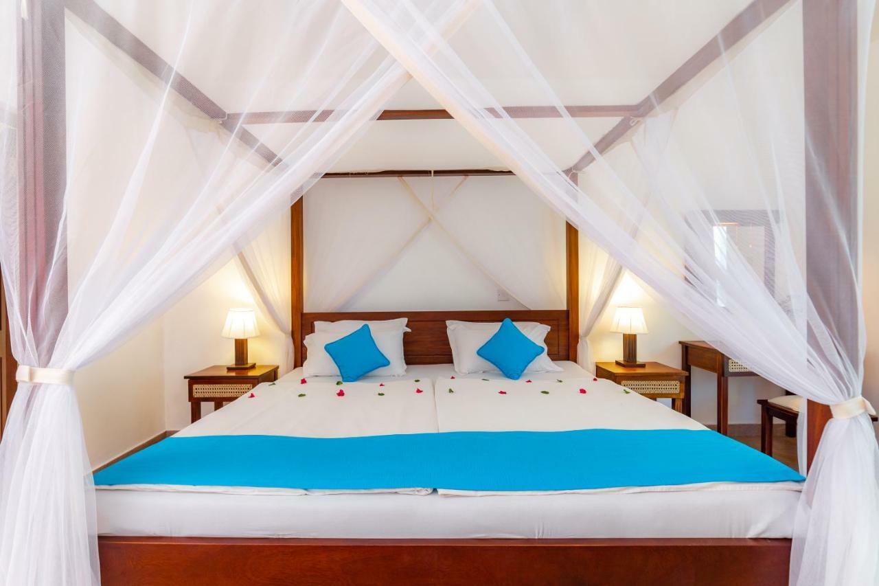 Diani Sea Lodge Diani Beach Eksteriør billede